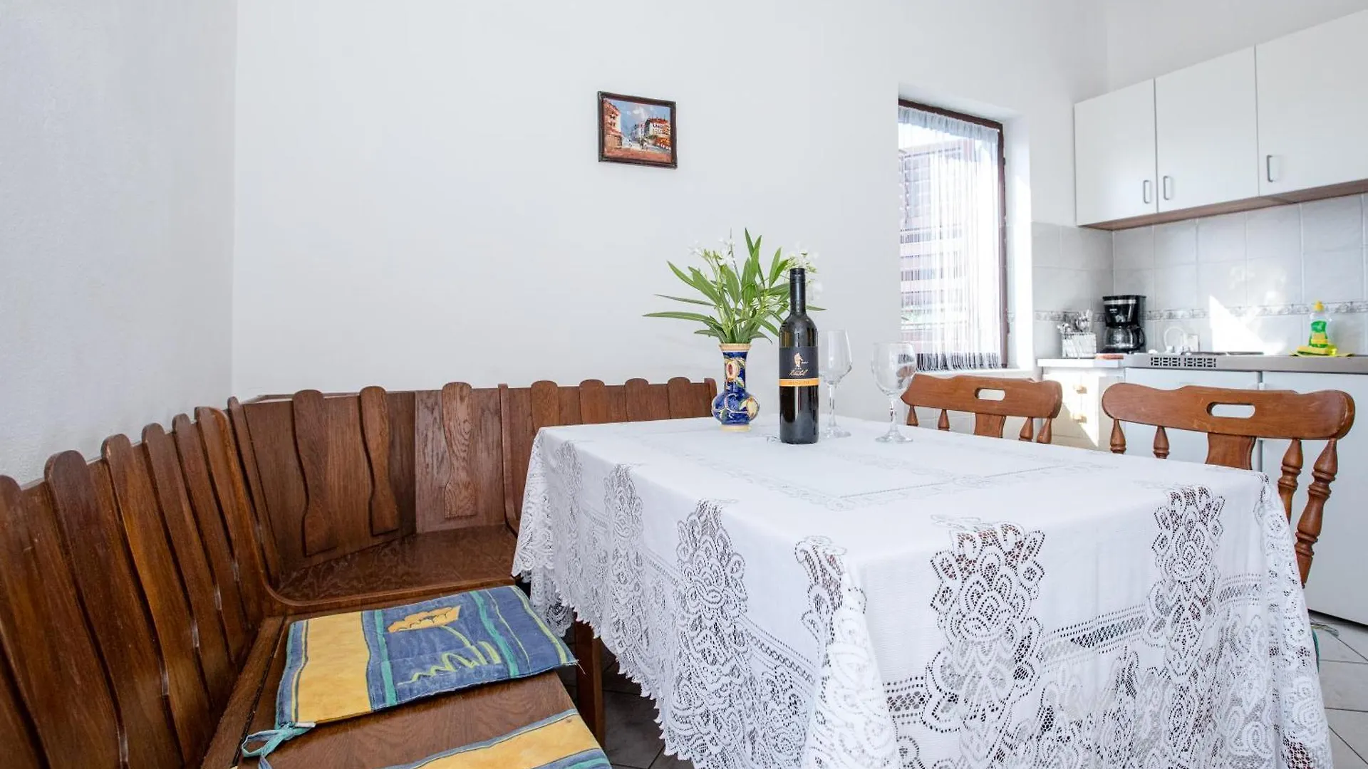 Apartments Jug Lopar